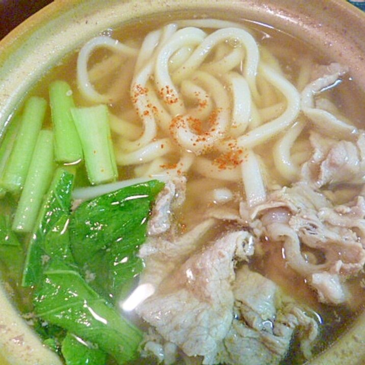 土鍋で簡単♪豚肉と大根の葉の鍋焼きうどん